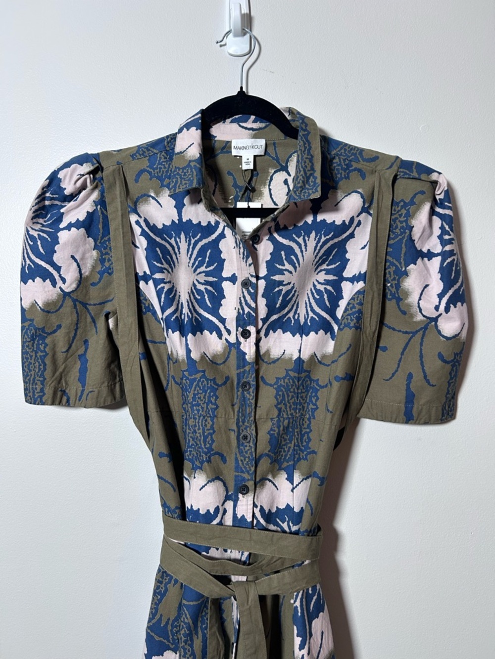 Making the Cut Viral Dress NWT SZ M Army Green & Blue Button Down Belted - Picture 4 of 9